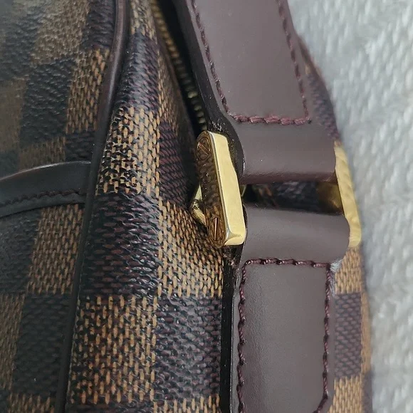 Louis Vuttion Damier Ebene Ipanima Bag - Picture 3 of 10